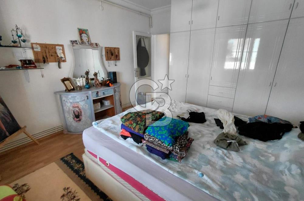 KARABAĞLAR HALK EĞİTİM MERKEZİ KARŞISI SATILIK 3+1 FERAH KÖŞE DAİRE