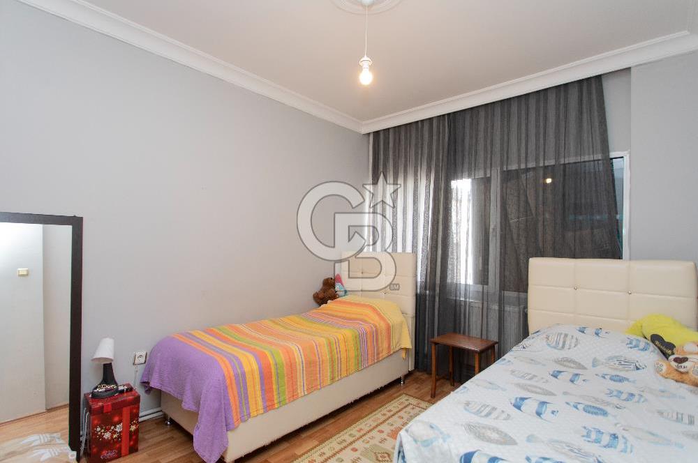 Karşıyaka Tuna Mah. Çarşı İçerisinde Satılık 3+1 Daire