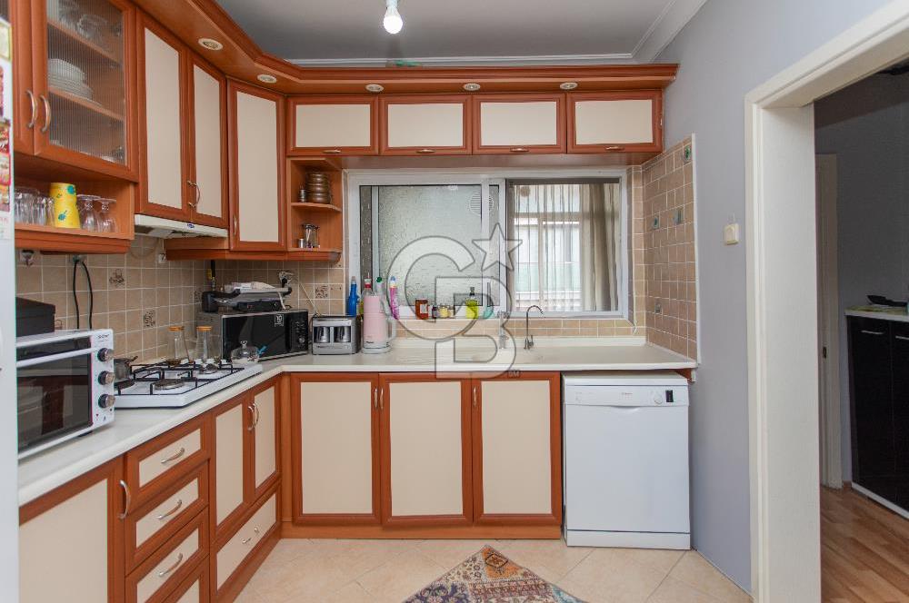 Karşıyaka Tuna Mah. Çarşı İçerisinde Satılık 3+1 Daire