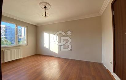 Kurtköy Emsey'e Komşu Nezih Sitede Balkonlu Çift Banyolu Kiralık 3+1 Daire