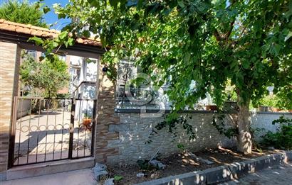 Yeni Foça'da Denize Yakın 2+1 Satılık Daire