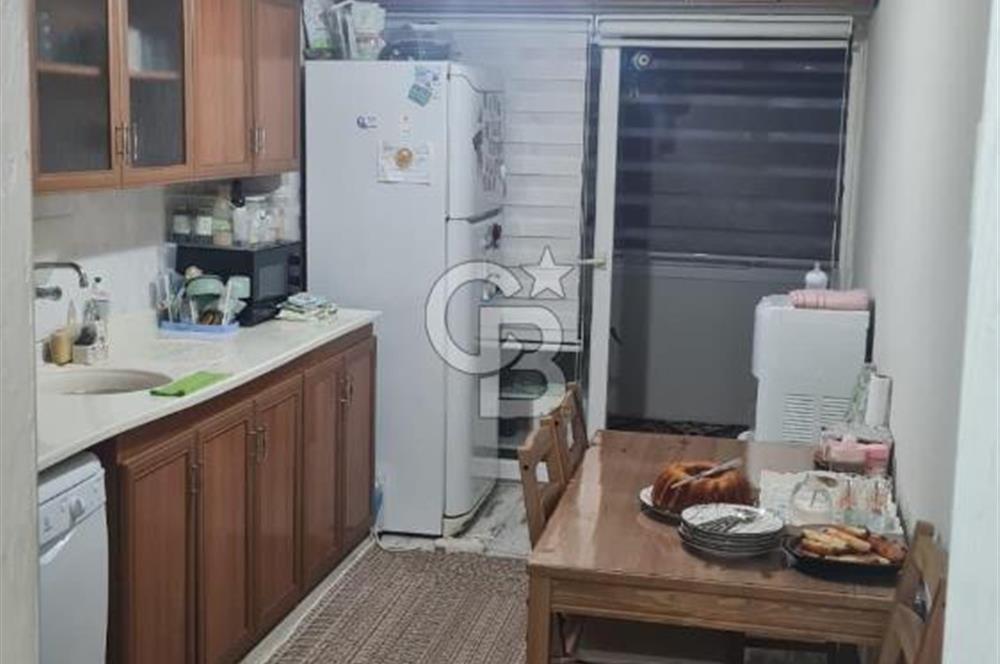 Bayraklı fuat edip baksı mahallesinde geniş 3+1 daire 