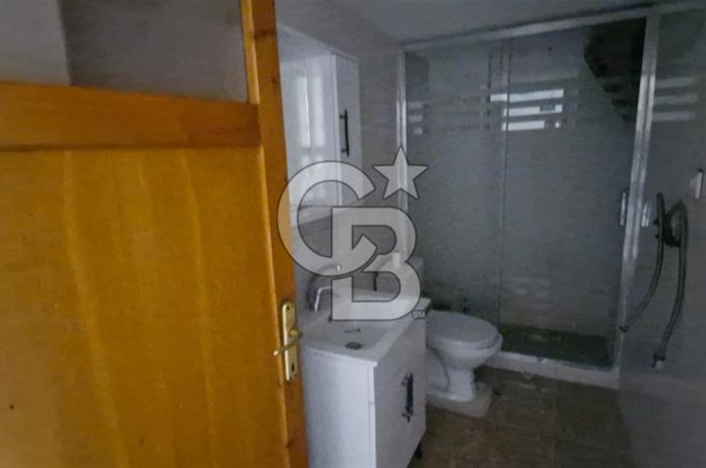 İzmir Konak Gültepe Mah. Satılık 2+1 Boş Daire CB PH