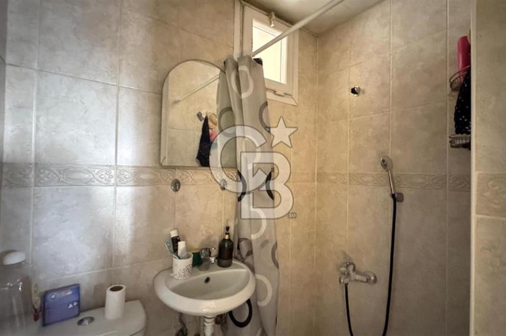 Bayraklı fuat edip baksı mahallesinde geniş 3+1 daire 