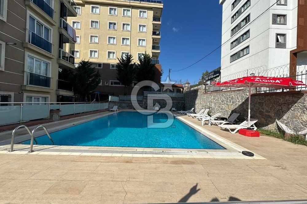 Kurtköy Emsey'e Komşu Nezih Sitede Balkonlu Çift Banyolu Kiralık 3+1 Daire