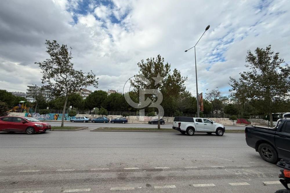 BAYRAKLI MANAVKUYUDA DEVREN KİRALIK DÜKKAN