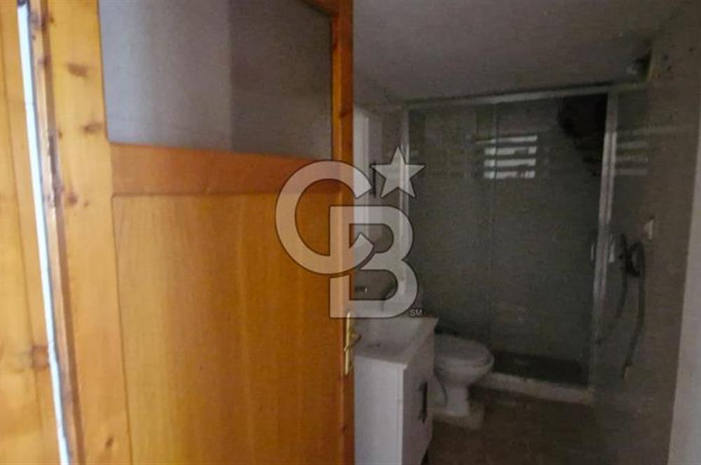 İzmir Konak Gültepe Mah. Satılık 2+1 Boş Daire CB PH
