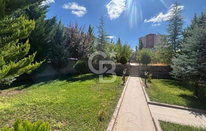 ORHUN MAH. YAZIR SOKAKTA TRİPLEKS 5+2 MOBİLYALI KİRALIK VİLLA