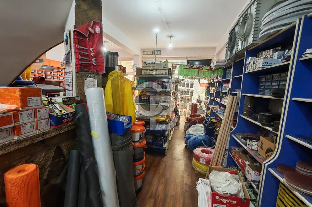 Güzelyalı'da Devren Kiralık Yapı Market