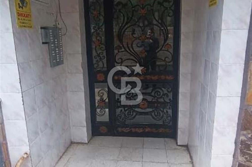 EVKA 4'TE KAPALI MUTFAKLI ARAKAT SATILIK DAİRE