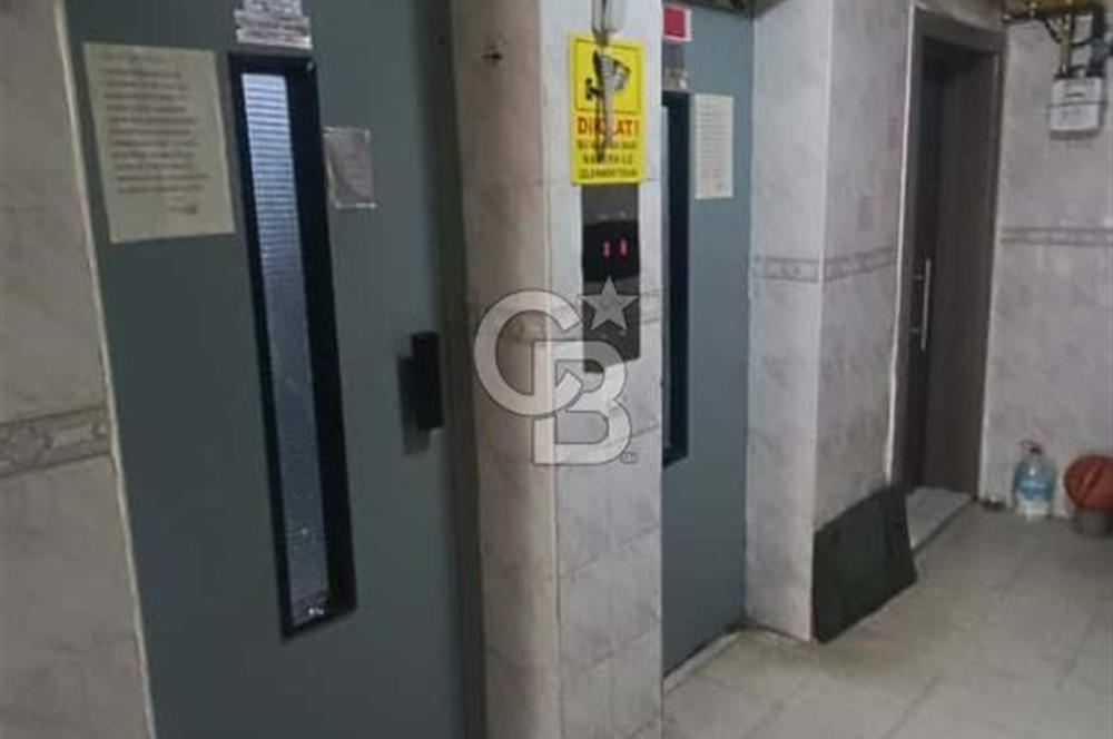 EVKA 4'TE KAPALI MUTFAKLI ARAKAT SATILIK DAİRE