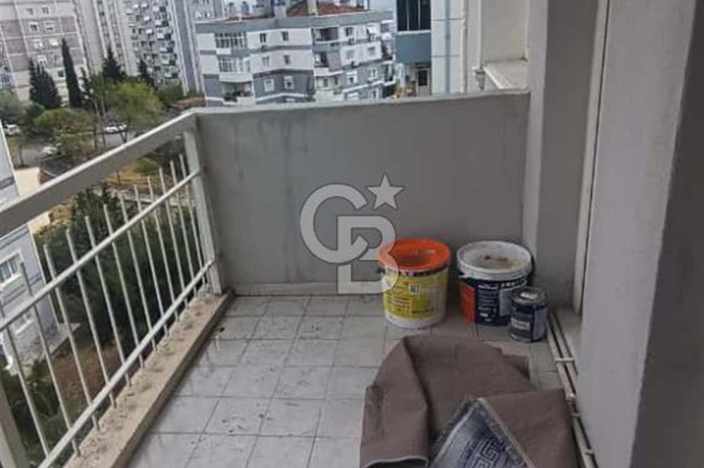 EVKA 4'TE KAPALI MUTFAKLI ARAKAT SATILIK DAİRE