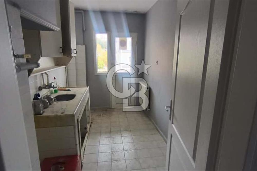 EVKA 4'TE KAPALI MUTFAKLI ARAKAT SATILIK DAİRE