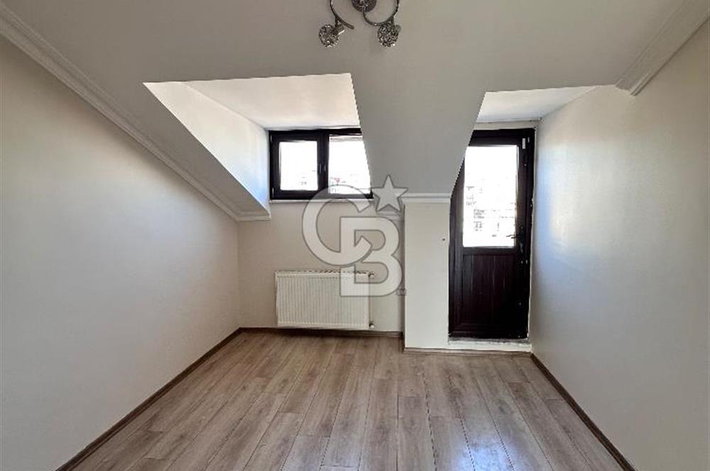 Ataşehir Örnek Mahallesinde Kullanışlı 185 m2 Kiralık Dubleks Daire