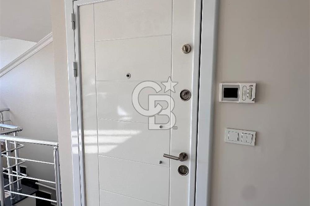 Ataşehir Örnek Mahallesinde Kullanışlı 185 m2 Kiralık Dubleks Daire