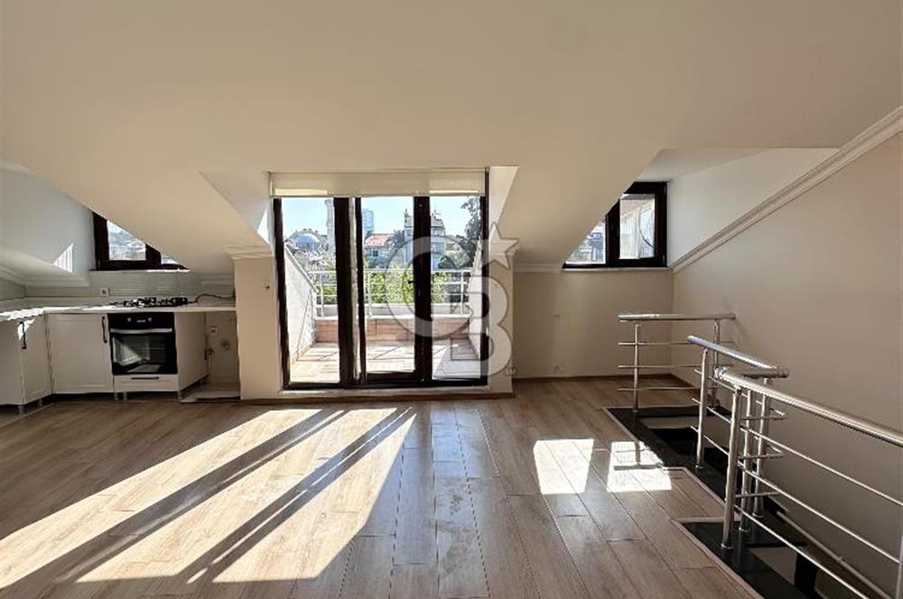 Ataşehir Örnek Mahallesinde Kullanışlı 185 m2 Kiralık Dubleks Daire