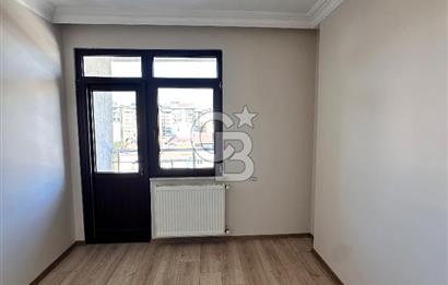 Ataşehir Örnek Mahallesinde Kullanışlı 185 m2 Kiralık Dubleks Daire