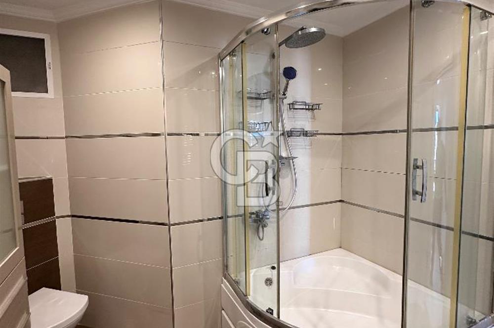 Ataşehir Örnek Mahallesinde Kullanışlı 185 m2 Kiralık Dubleks Daire