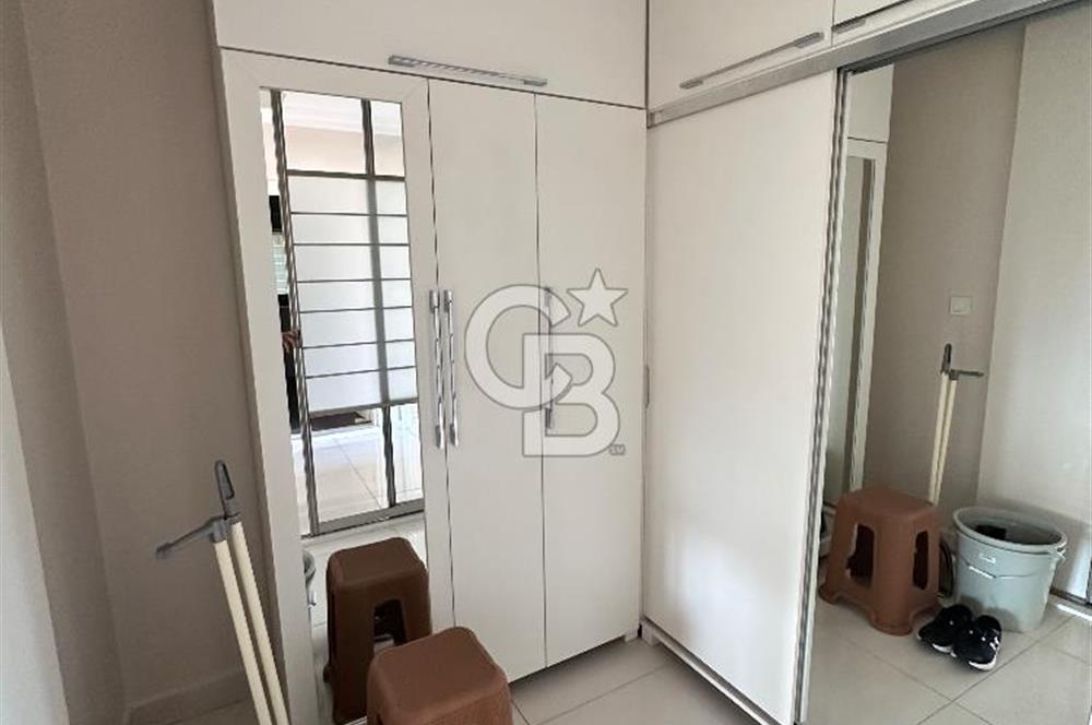 Ataşehir Örnek Mahallesinde Kullanışlı 185 m2 Kiralık Dubleks Daire