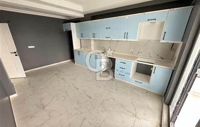 KARTEPE FSM'DE MERKEZİ KONUMDA 4+1 GENİŞ EĞİMSİZ ÇATI DUBLEKS