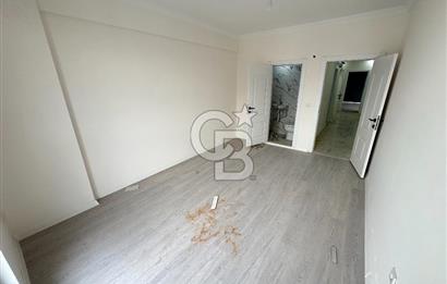 KARTEPE FSM'DE MERKEZİ KONUMDA 4+1 GENİŞ EĞİMSİZ ÇATI DUBLEKS