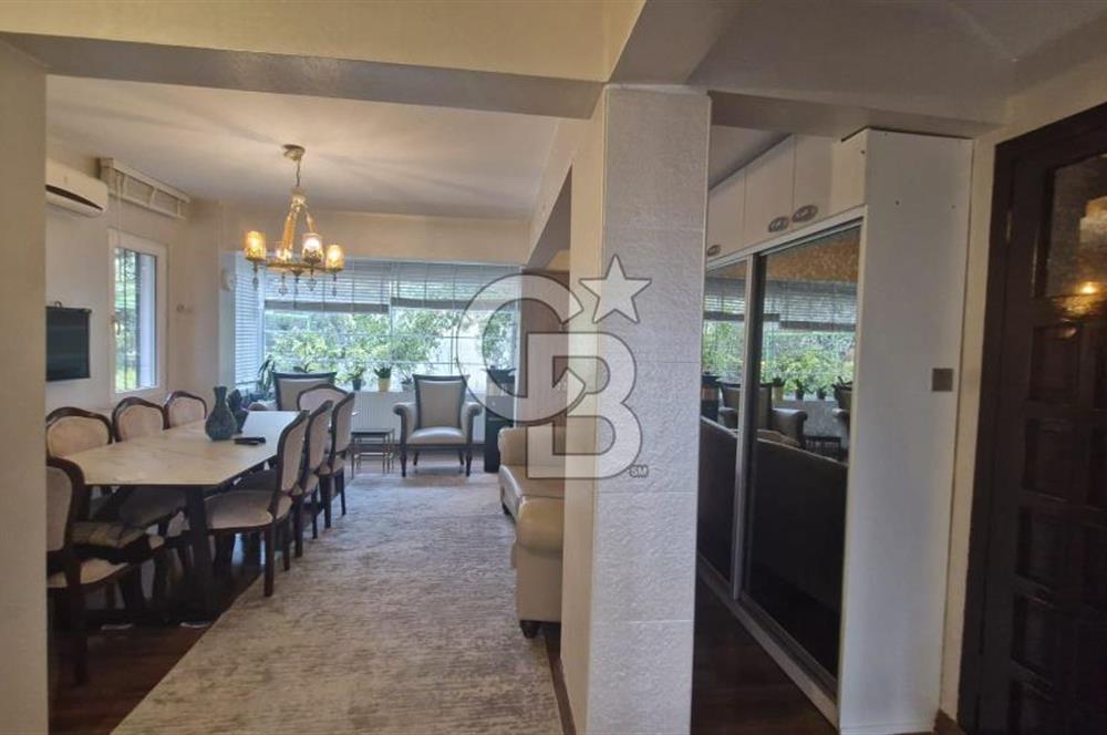 BORNOVA KARAÇAM KORUKENT SİTESİNDE SATILIK 4+1 MÜSATAKİL VİLLA