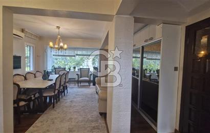 BORNOVA KARAÇAM KORUKENT SİTESİNDE SATILIK 4+1 MÜSATAKİL VİLLA