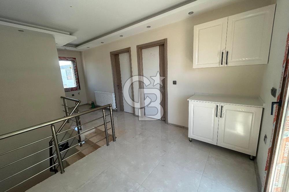 Foça Bağarası Hacıveli Mah. Müstakil Havuzlu 2+1 Kiralık Villa