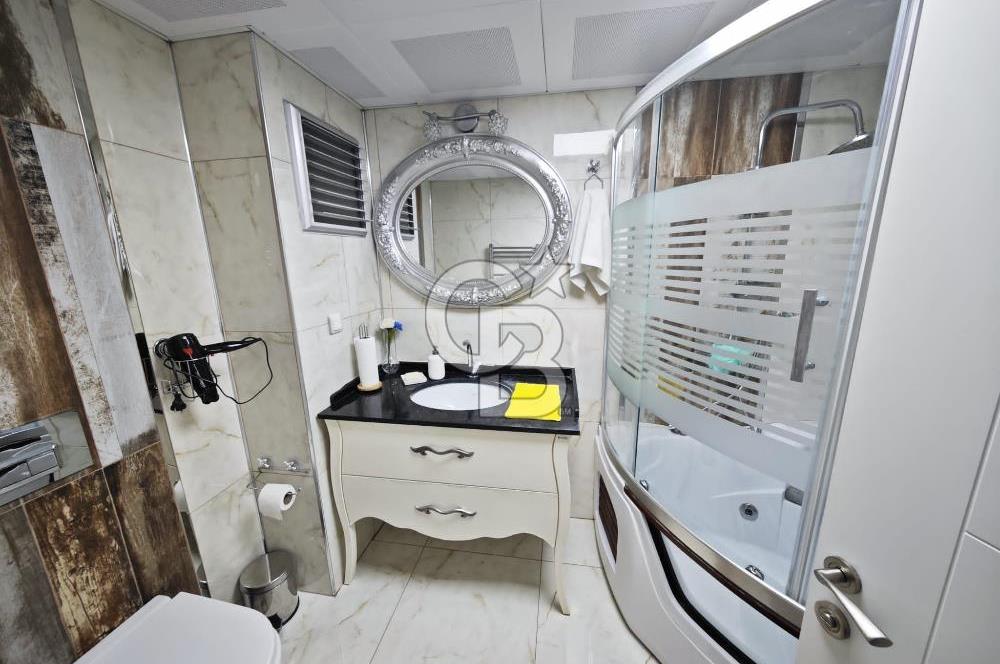 NARLIDERE YEŞİLVADİ SİTESİNDE OTOPARKLI 1.KAT 3+1 130m2 ARAKAT