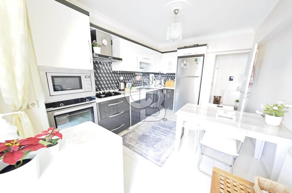 NARLIDERE YEŞİLVADİ SİTESİNDE OTOPARKLI 1.KAT 3+1 130m2 ARAKAT