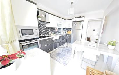 NARLIDERE YEŞİLVADİ SİTESİNDE OTOPARKLI 1.KAT 3+1 130m2 ARAKAT