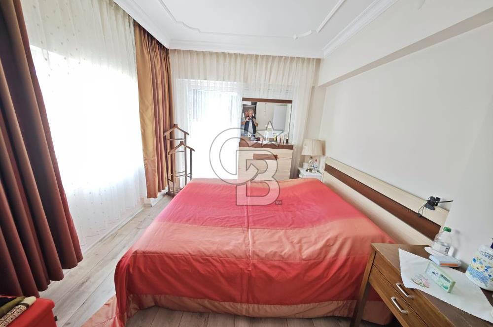 NARLIDERE YEŞİLVADİ SİTESİNDE OTOPARKLI 1.KAT 3+1 130m2 ARAKAT