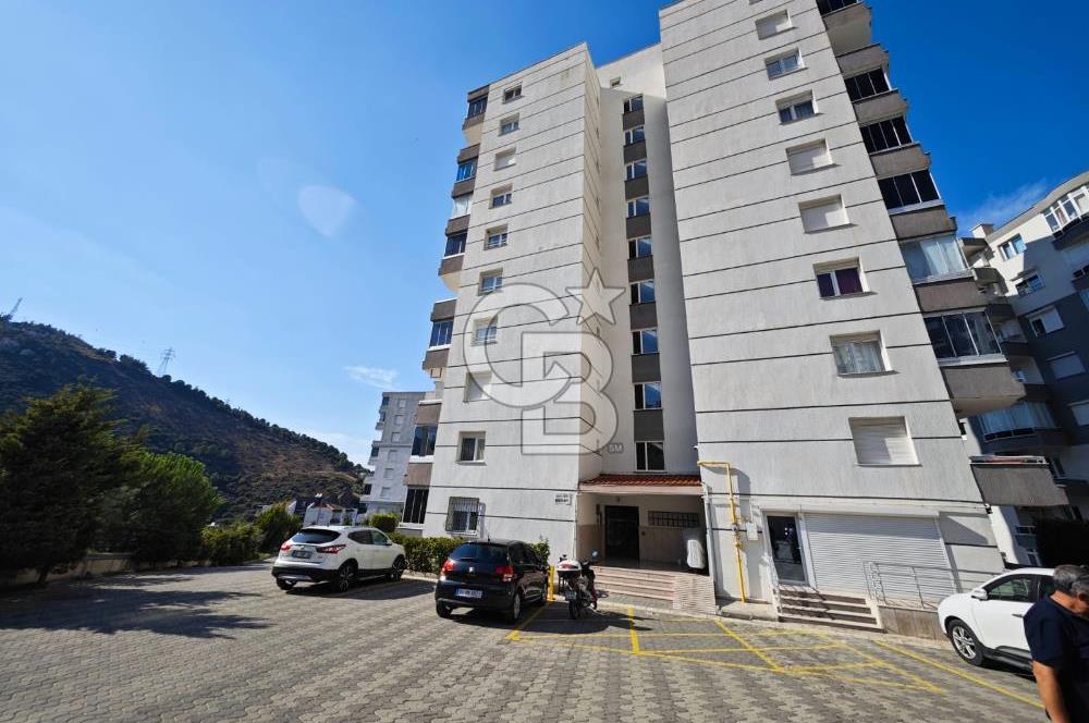 NARLIDERE YEŞİLVADİ SİTESİNDE OTOPARKLI 1.KAT 3+1 130m2 ARAKAT