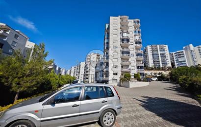 NARLIDERE YEŞİLVADİ SİTESİNDE OTOPARKLI 1.KAT 3+1 130m2 ARAKAT