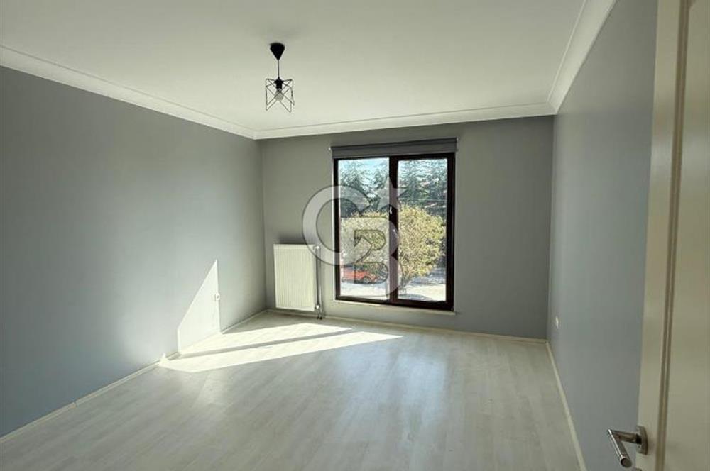 İncek Kızılcaşar'da Mia Bulut Sitesinde 1+1 Kiralık Daire 
