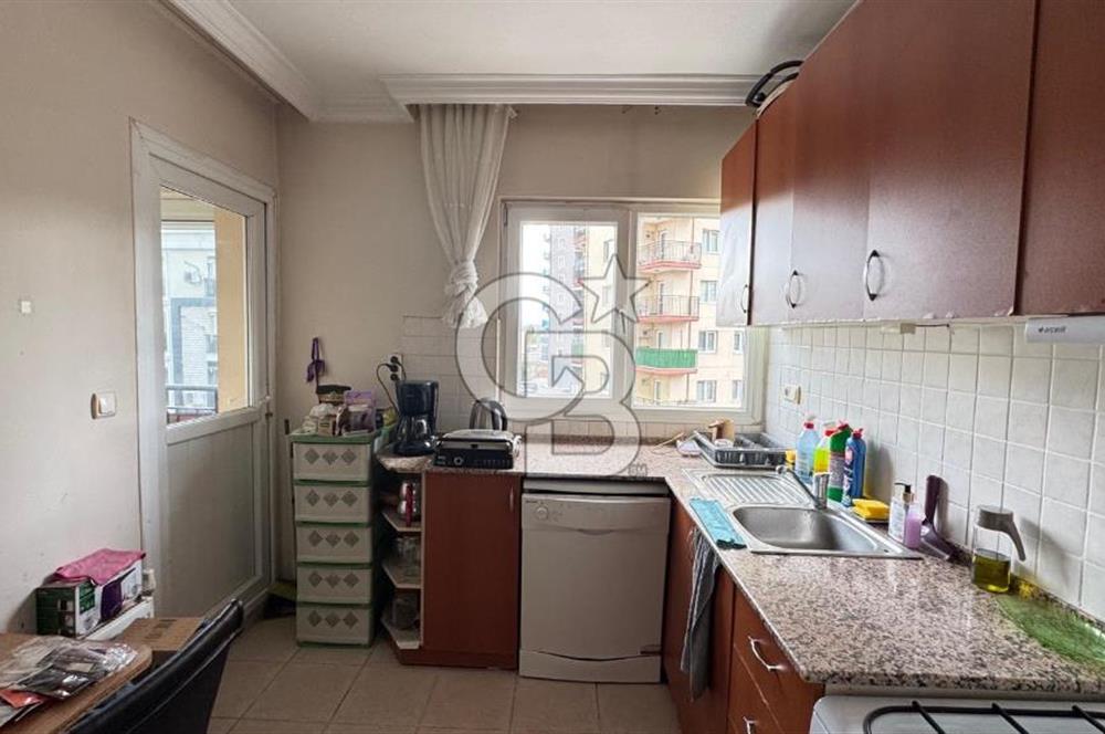 Bayraklı fuat edip baksı mahallesinde geniş 3+1 daire 