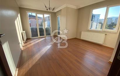 Kurtköy Emsey'e Komşu Nezih Sitede Balkonlu Çift Banyolu Kiralık 3+1 Daire