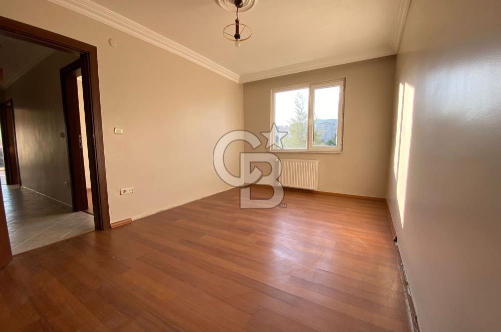 Kurtköy Emsey'e Komşu Nezih Sitede Balkonlu Çift Banyolu Kiralık 3+1 Daire