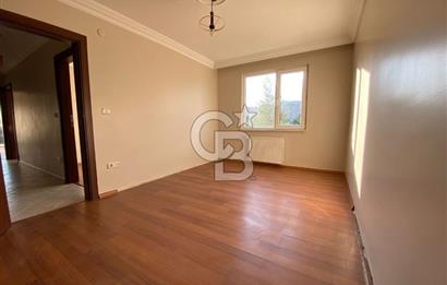 Kurtköy Emsey'e Komşu Nezih Sitede Balkonlu Çift Banyolu Kiralık 3+1 Daire