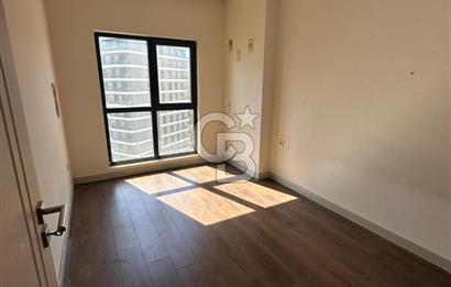 NEF BAHÇELİEVLER'DE 3+1 GENİŞ BALKONLU KORU MANZARALI DAİRE