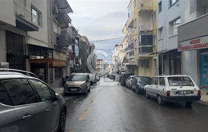 BALÇOVA FEVZİ ÇAKMAK MAHALLESİNDE JEOTERMALLİ, DÜKKAN TAPULU, KISMİ EŞYALI YATIRIMLIK DAİRE