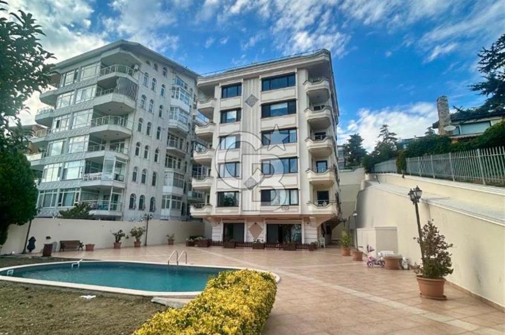 Sahil parselinde açık havuzlu ve kapalı garajlı binada 4+1daire