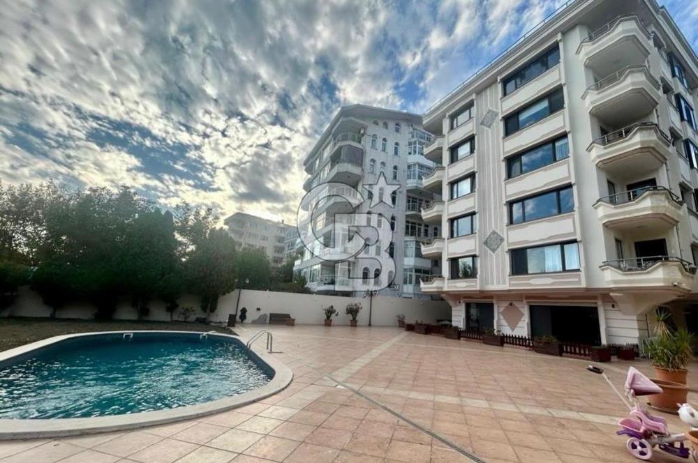 Sahil parselinde açık havuzlu ve kapalı garajlı binada 4+1daire