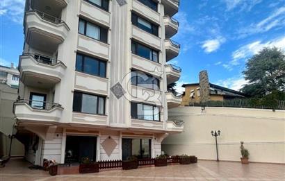 Sahil parselinde açık havuzlu ve kapalı garajlı binada 4+1daire