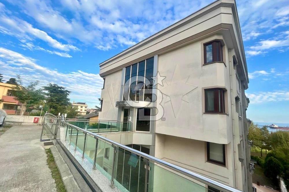 Sahil parselinde açık havuzlu ve kapalı garajlı binada 4+1daire