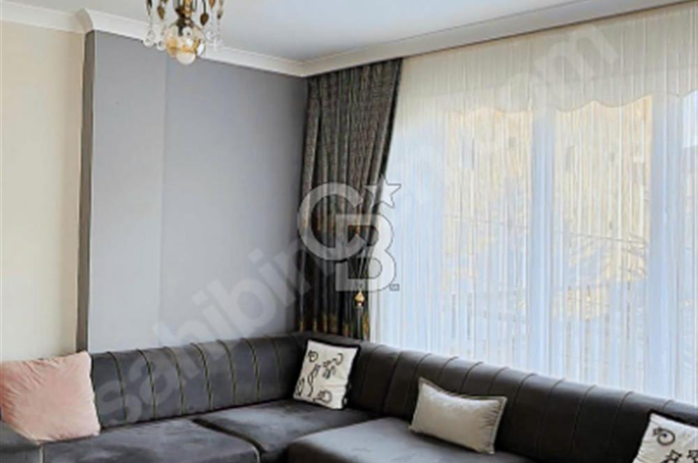 Sancaktepe Safa Mahallesinde Satılık 2+1 İçi Yapılı Arakat Daire
