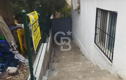 MENEMEN SATILIK BEŞ KAT İMARLI ARSA ÜZERİ BAHÇELİ EV
