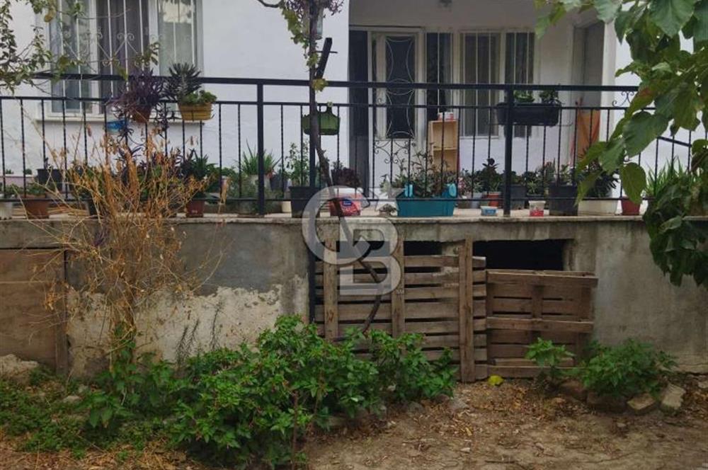 MENEMEN SATILIK BEŞ KAT İMARLI ARSA ÜZERİ BAHÇELİ EV