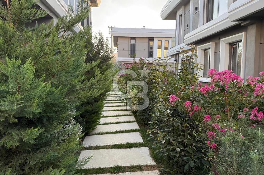 GÜREDE MÜSTAKİL BAHÇE KULLANIMLI OTOPARKLI ÖZEL YAPIM VİLLALAR