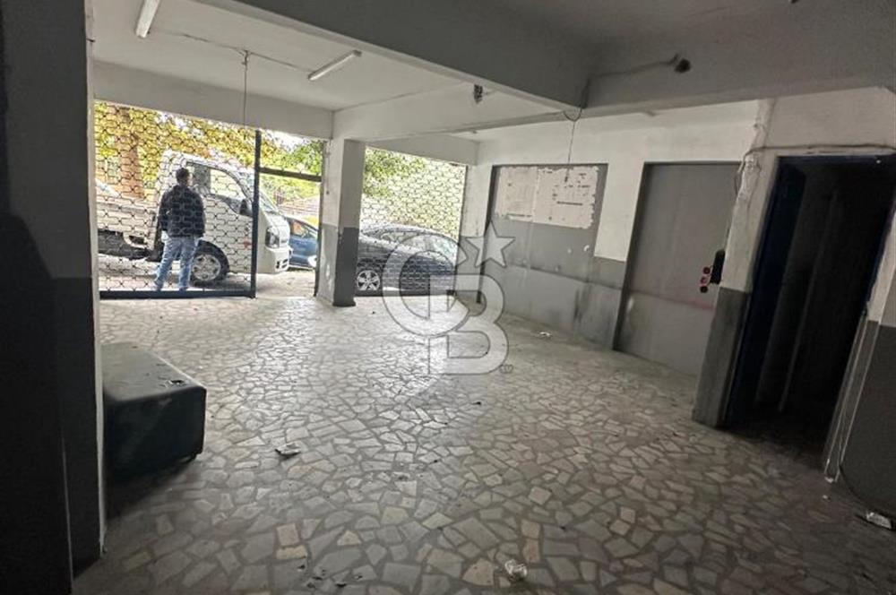 YENİBOSNA -DÜZ GİRİŞ SATILIK DÜKKAN 